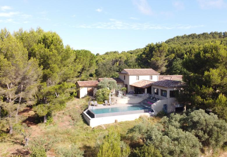 domaine viticole bio AOP Ventoux Batiment