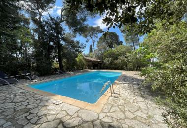 Achat domaine viticole Narbonne piscine