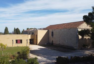 Domaine viticole à vendre Cotes du Rhone Costieres de Nimes caveau