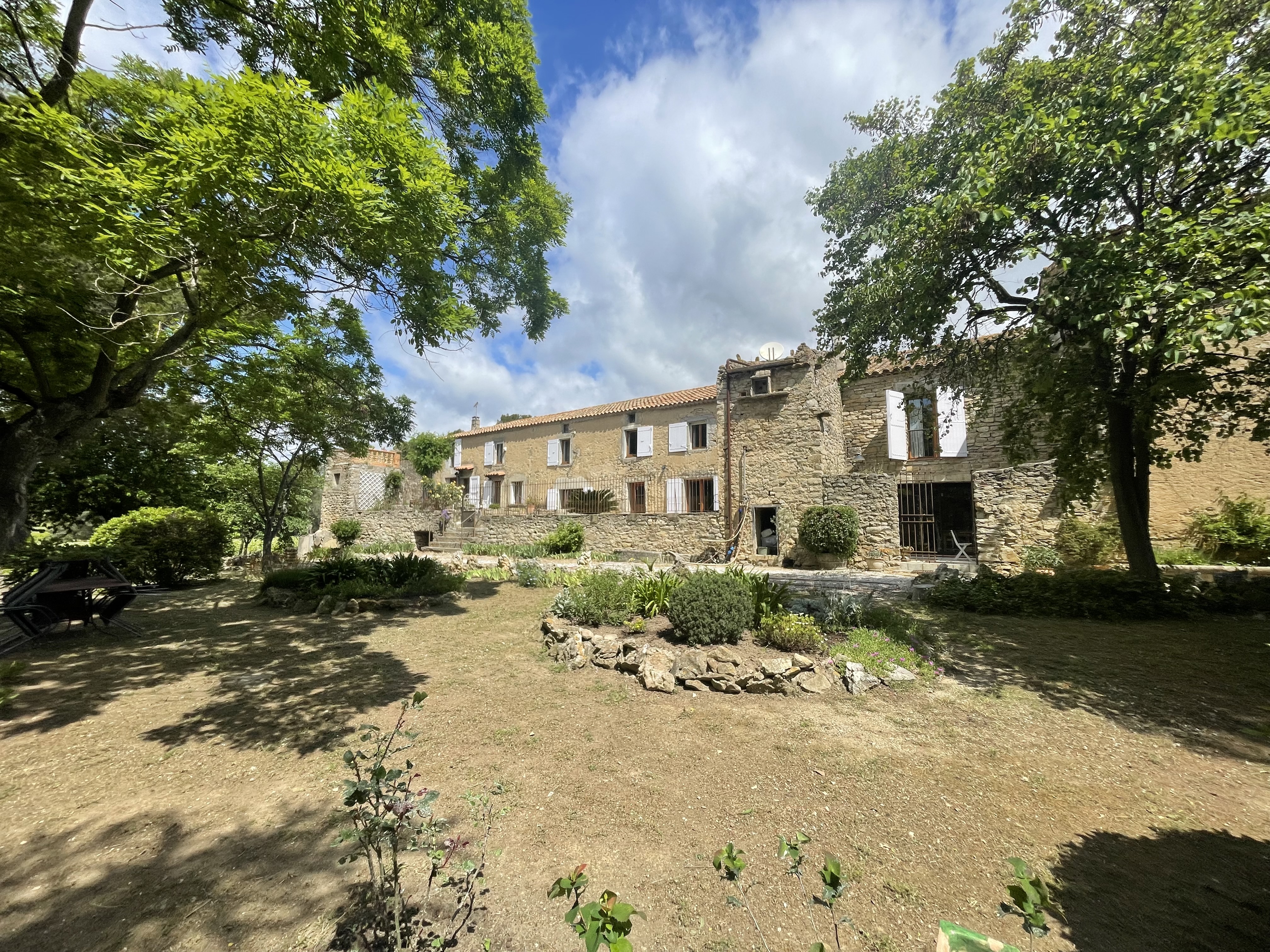 vente domaine viticole Languedoc gites