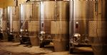 Cave de vinification du domaine viticole et agrotouristique bio en AOP en Languedoc.